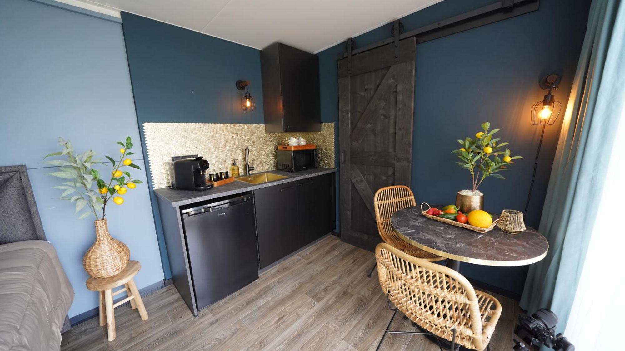 B&B Prive Tiny House Bij Zee 스텔렌담 외부 사진